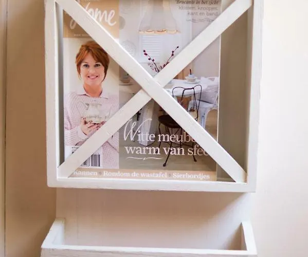 Bij De Buren Bed & Breakfast 3*