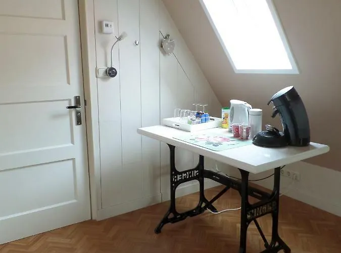 Bed & Breakfast Bij De Buren